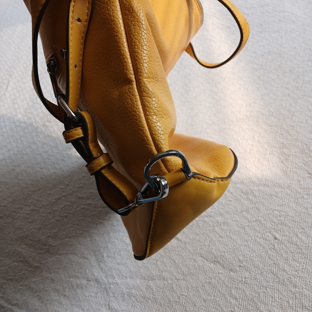 a new day ♡ faux leather bucket bag yellow spring easter boho sunshine festival - Picture 5 of 8